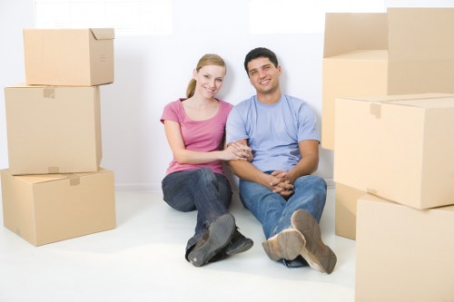 Urgent moving van ready for a Holloway relocation