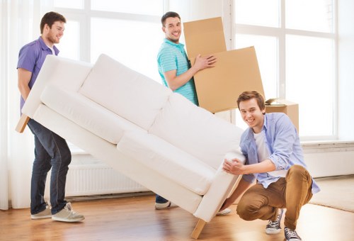 Free quote policy for local removals in Holloway