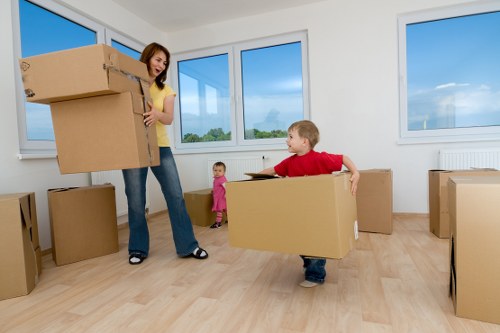 Local removal van support for home and office moves around Holloway