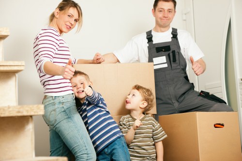 Moving van loading service for a Holloway property